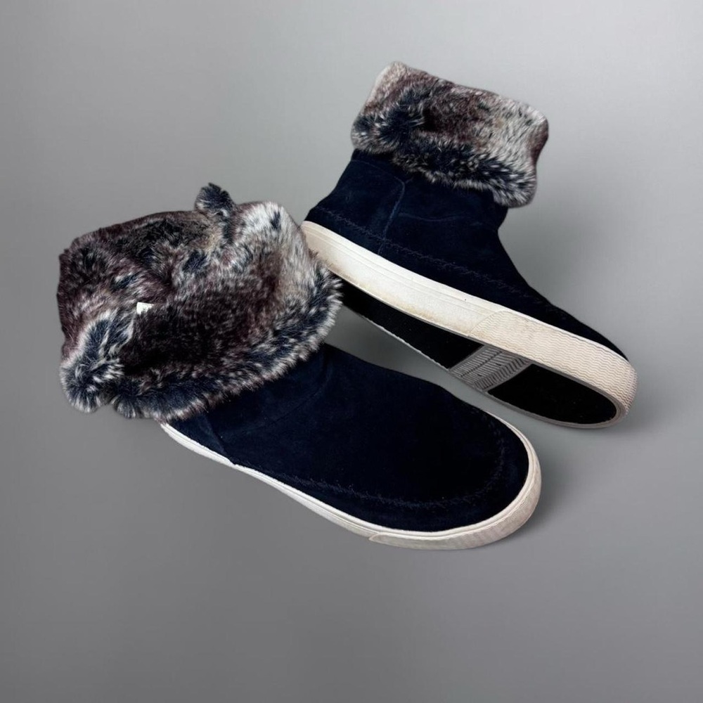Toms Black Faux-Fur-Lined Boots - Picture 4 of 8
